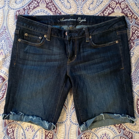 American Eagle Women’s Bermuda Shorts - Picture 1 of 4